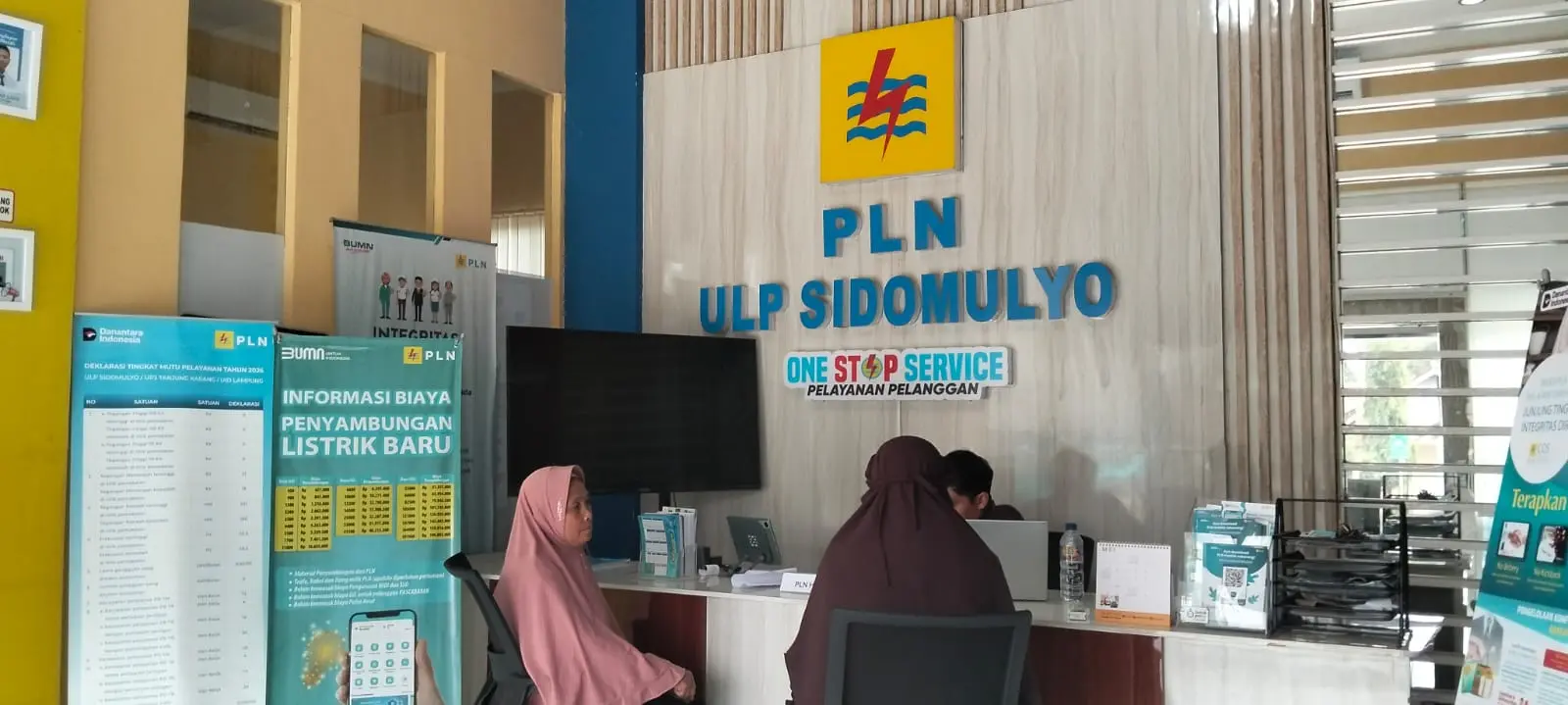 PLN Sidomulyo Copot KWh Meter Dua Rumah Warga Kotadalam, Korban Kebingungan Hadapi Denda Jutaan Rupiah