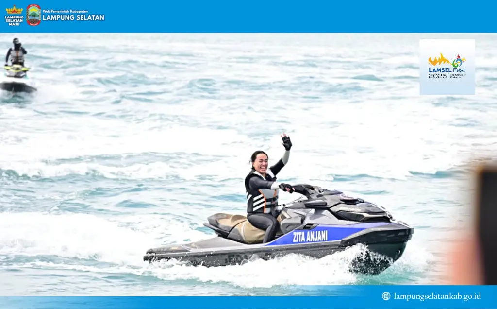 Zita Anjani Pimpin Aksi Jetski Pertama Menyeberangi Selat Sunda, Resmi Buka Lamsel Fest 2025