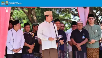 Bupati Egi lepas 1.350 Santri Lampung Diberangkatkan ke Lirboyo