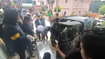 POLISI BAKU TEMBAK DENGAN PENEMBAK BRIPKA ANUMERTA ARYA, PELAKU TEWAS